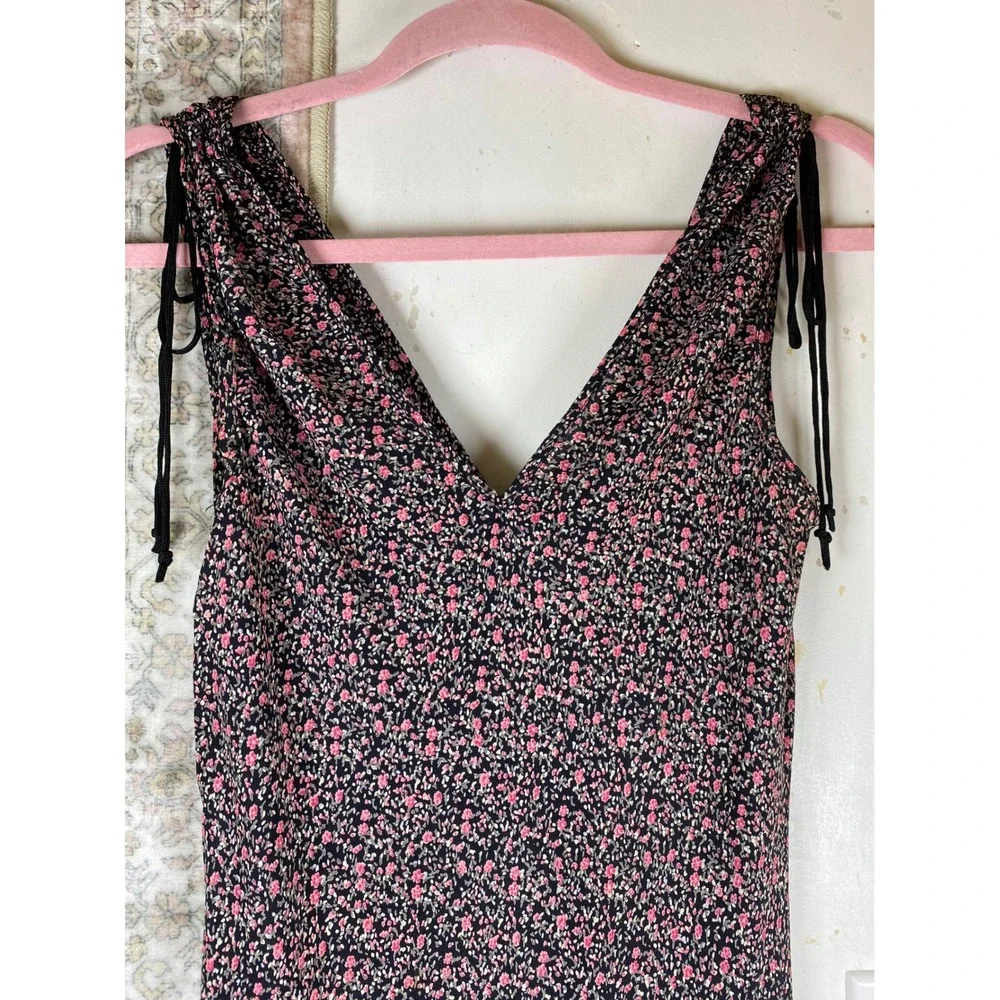 Angie Ditsy Floral Midi Dress Womens Small Black Excellent Tie Shoulder V-Neck